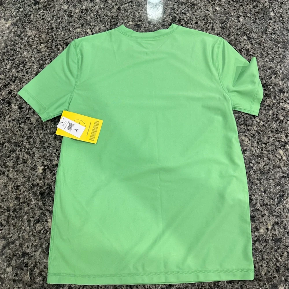 Boys Gap Rashguard - Picture 5 of 5
